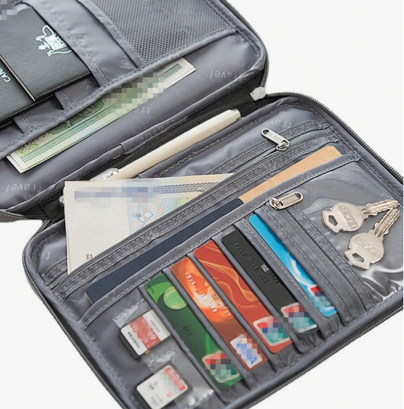 Waterproof passport and card holder  حامل جوازات السفر و البطاقات مقاوم للماء
